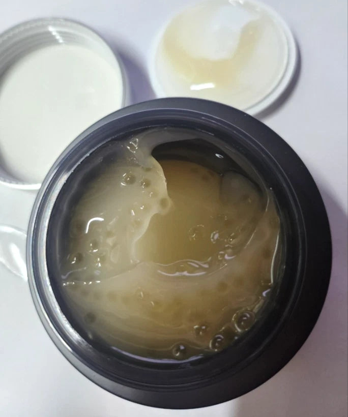 Medicube AGE-R - Crema en cápsulas con glutatión para un brillo radiante